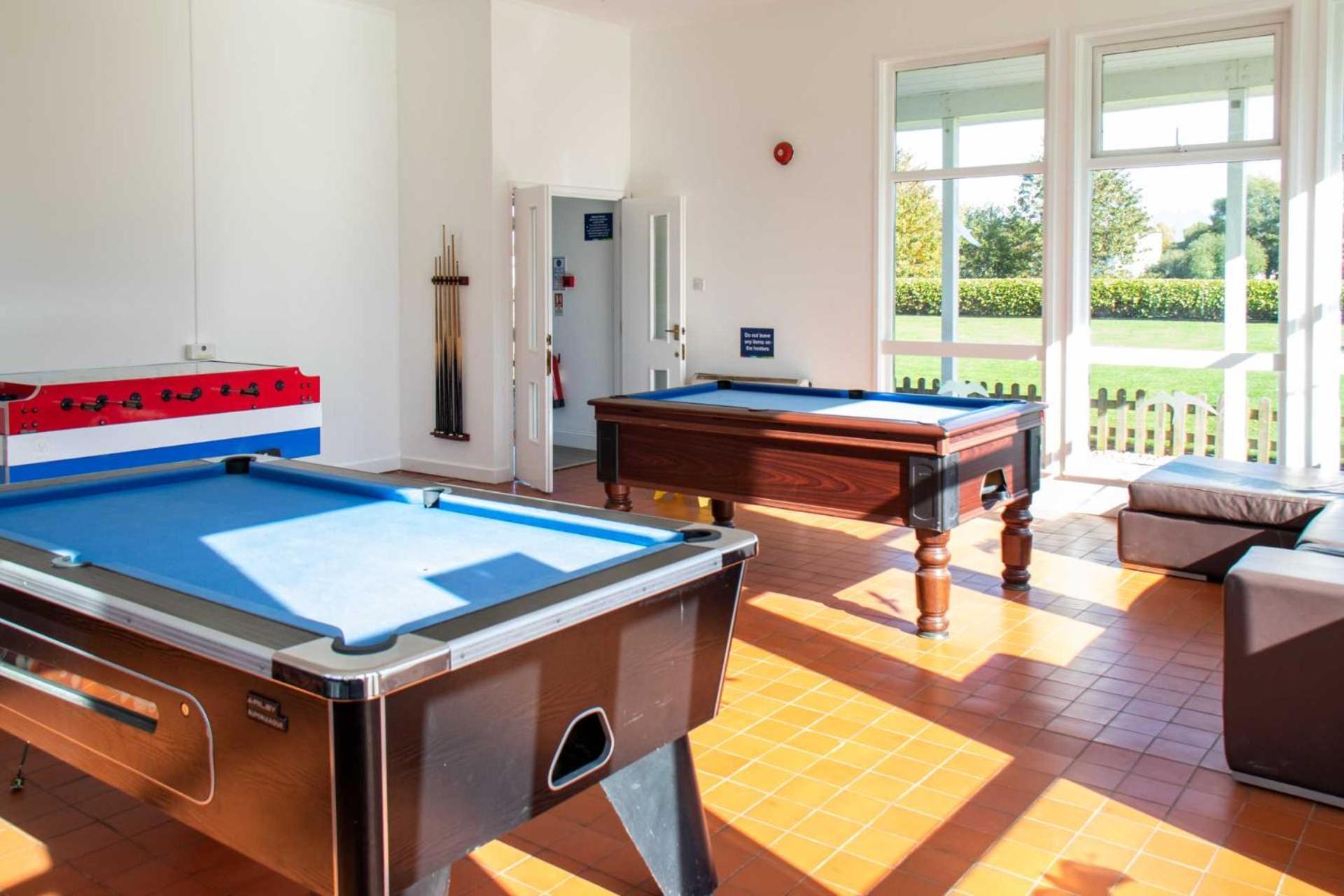 Luxury Kingfisher Lodge, Isis Lake, Within The Cotswold Waterpark Cirencester Eksteriør bilde